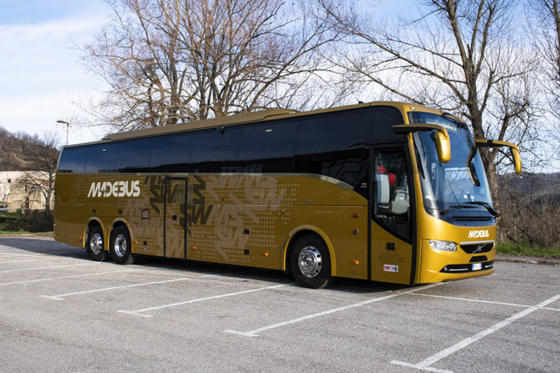 Volvo 9900 bus